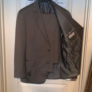 Michael Kors mens suit. 38 waist 34/35 arm length.